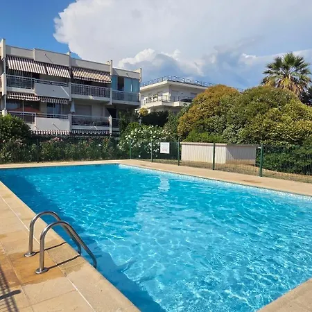 Avec Terrasse Tropicale A 3 Min De La Apartman *